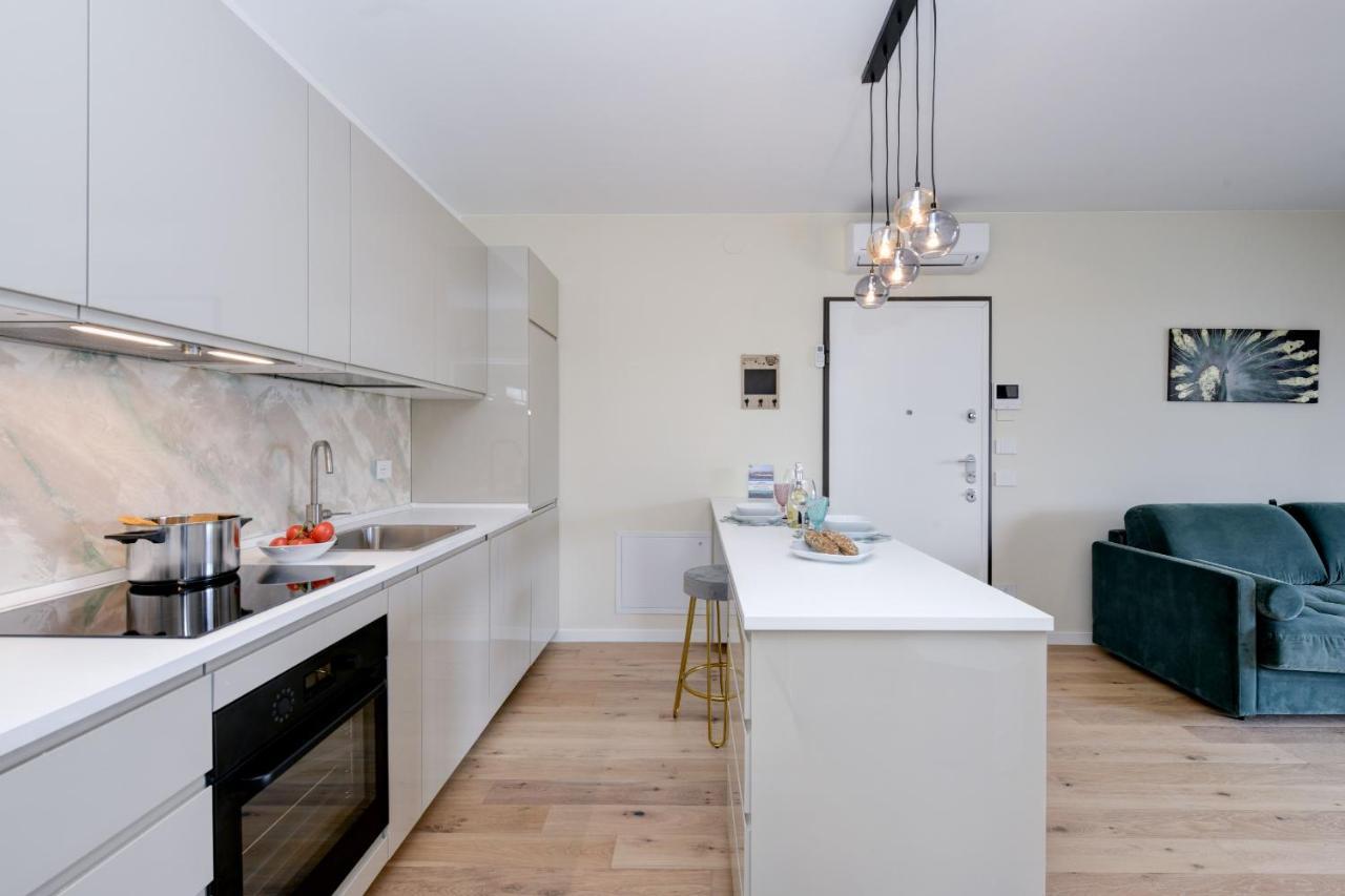 Opalia Residence - Garda Lake Lifestyle Apartment Peschiera del Garda Exteriör bild