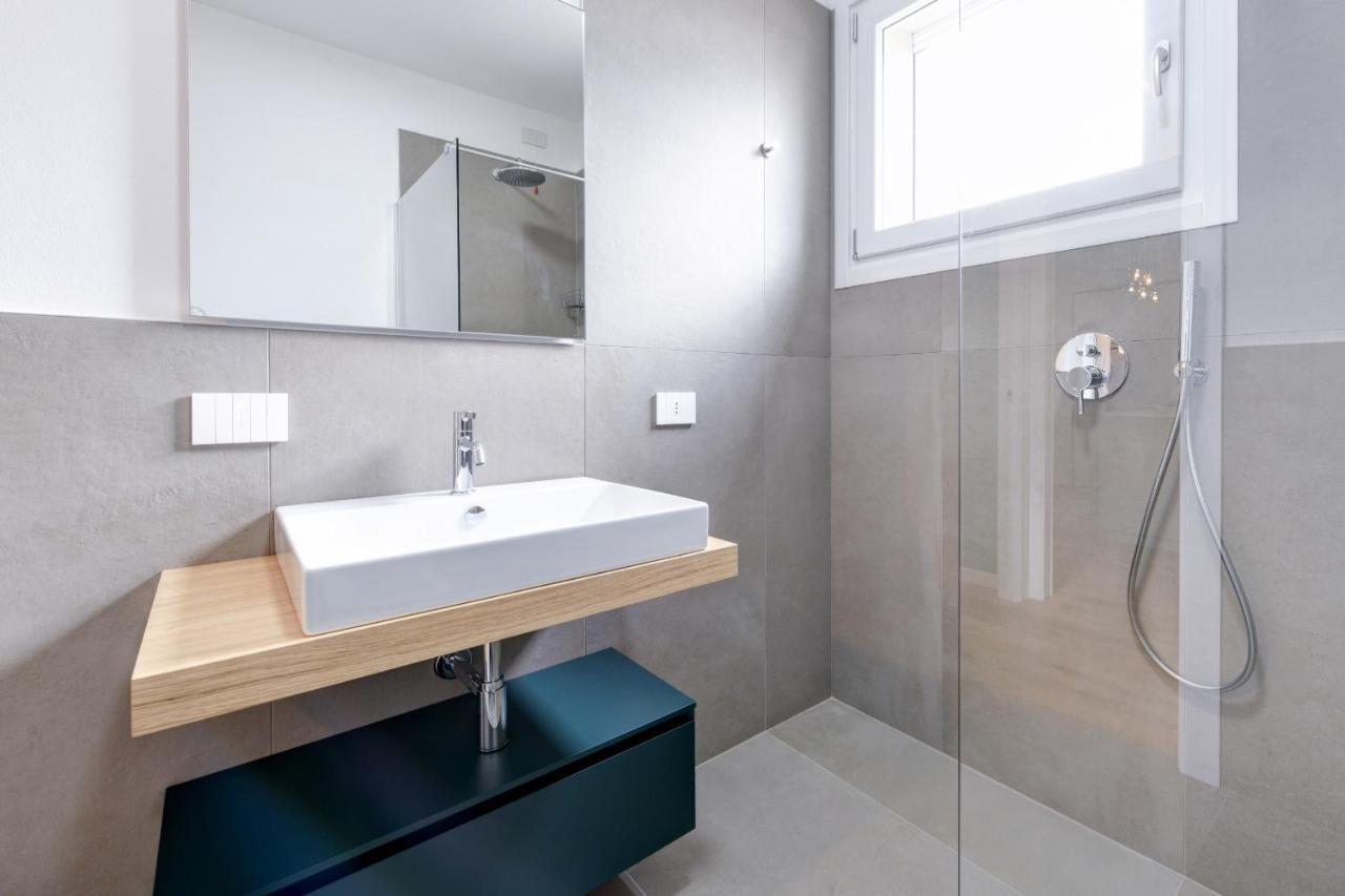 Opalia Residence - Garda Lake Lifestyle Apartment Peschiera del Garda Exteriör bild