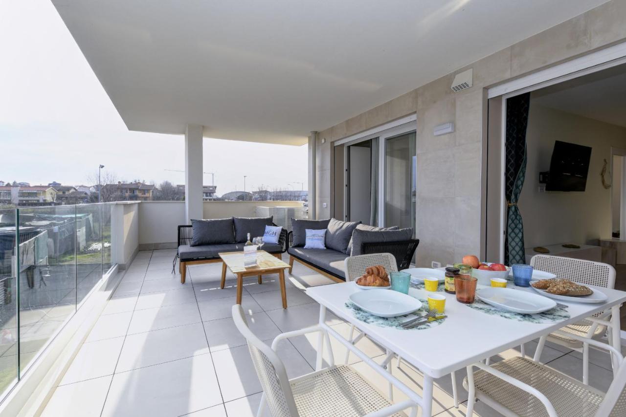Opalia Residence - Garda Lake Lifestyle Apartment Peschiera del Garda Exteriör bild