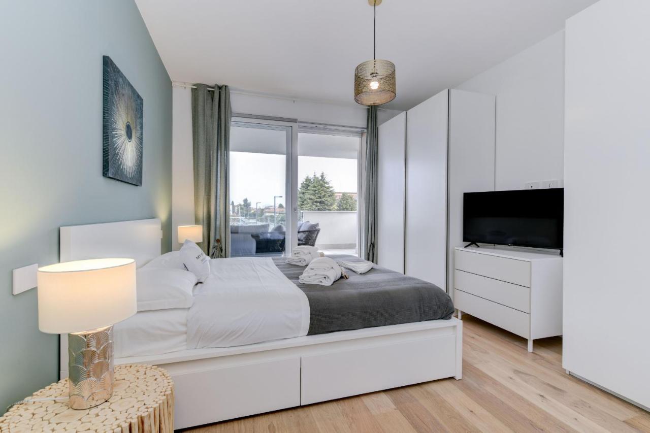 Opalia Residence - Garda Lake Lifestyle Apartment Peschiera del Garda Exteriör bild