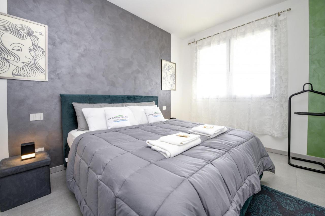Opalia Residence - Garda Lake Lifestyle Apartment Peschiera del Garda Exteriör bild