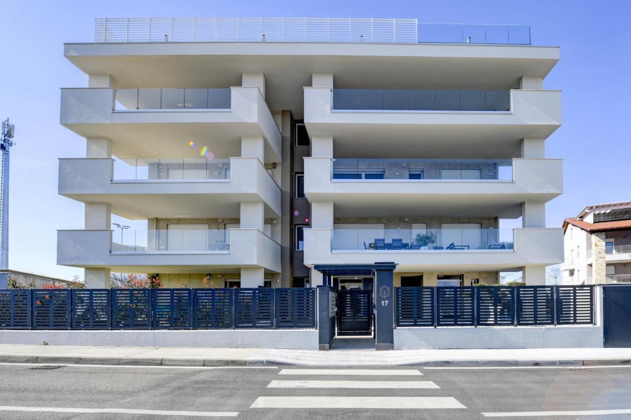 Opalia Residence - Garda Lake Lifestyle Apartment Peschiera del Garda Exteriör bild