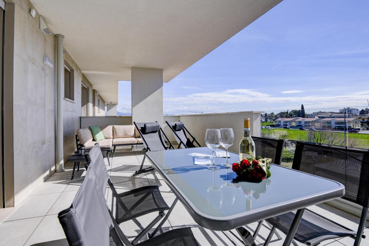 Opalia Residence - Garda Lake Lifestyle Apartment Peschiera del Garda Exteriör bild