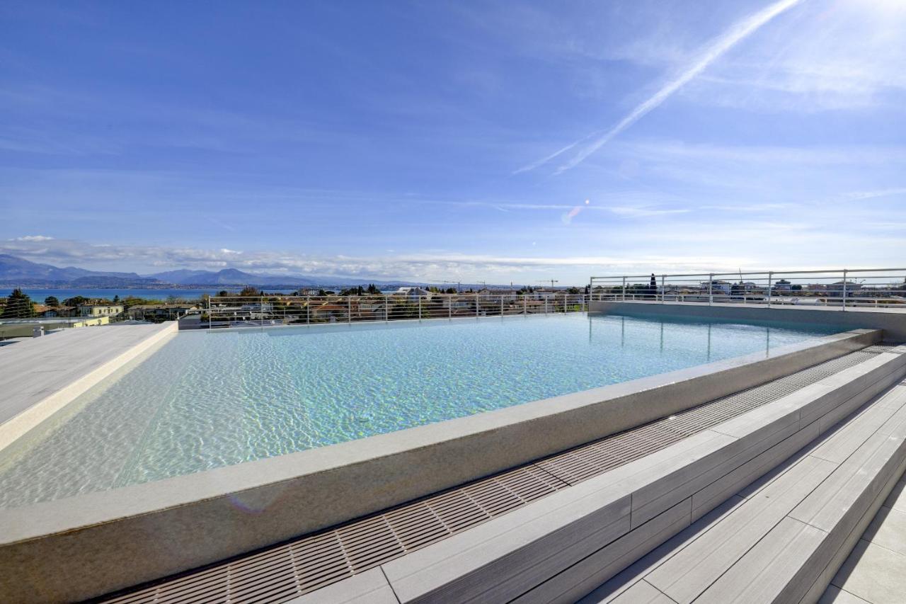 Opalia Residence - Garda Lake Lifestyle Apartment Peschiera del Garda Exteriör bild